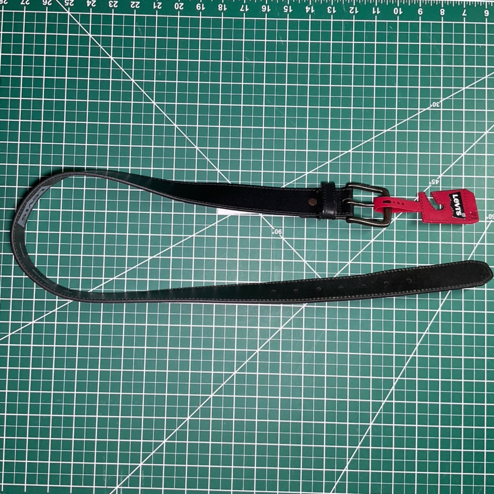 Levi’s Men’s Size Small Belt
